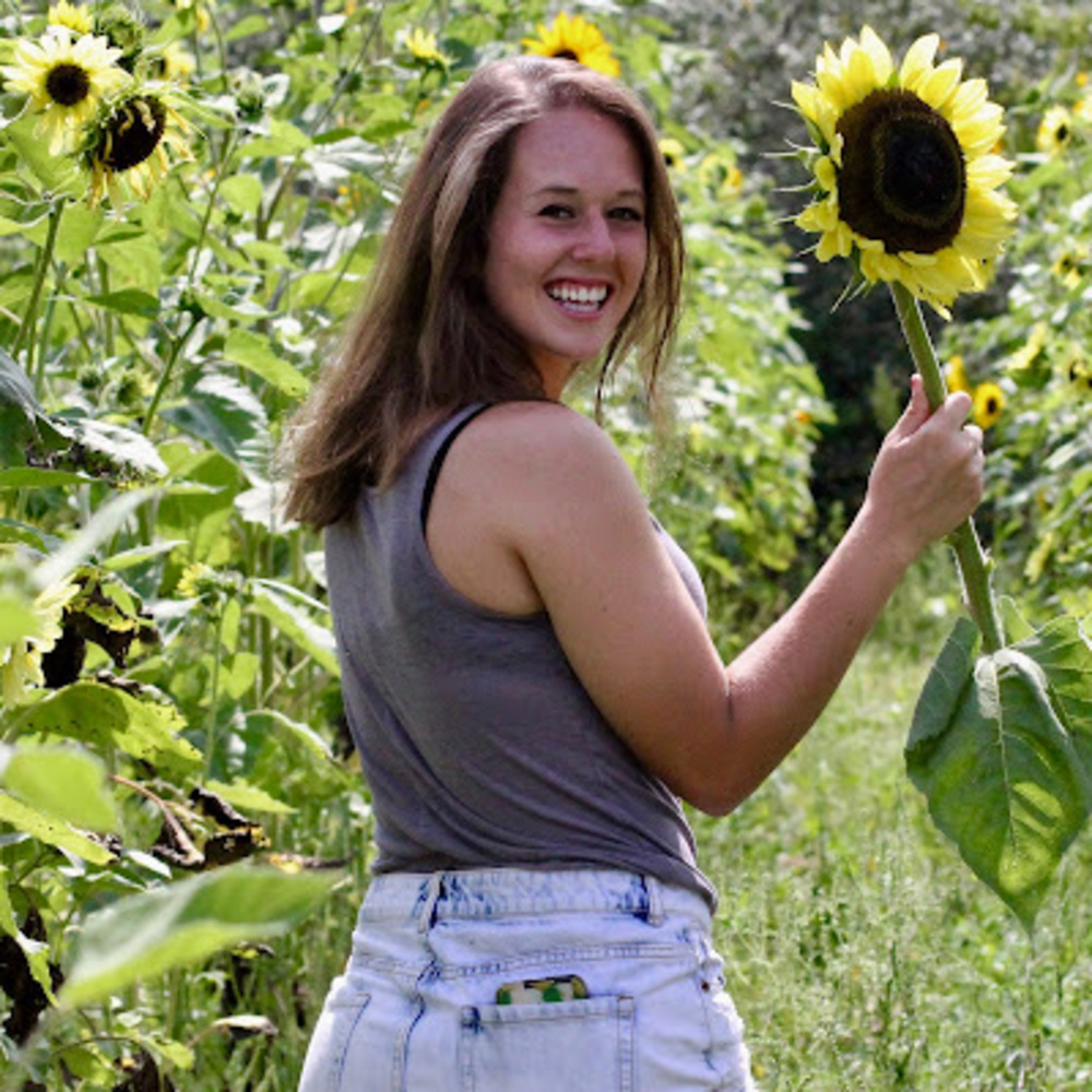 Meet your Posher, Julia